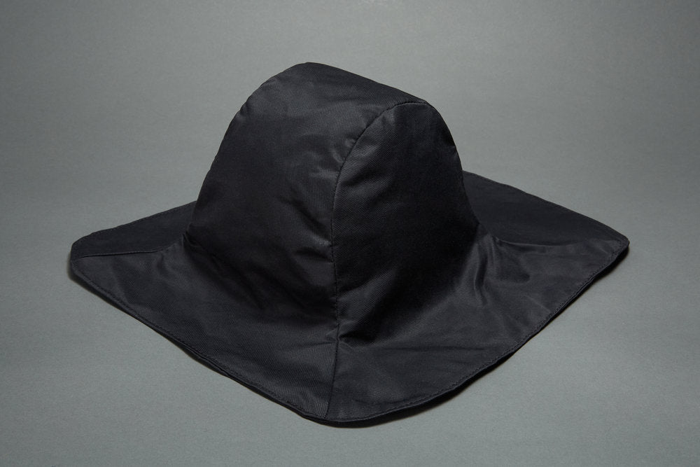 THE RAIN HAT - yaltch
